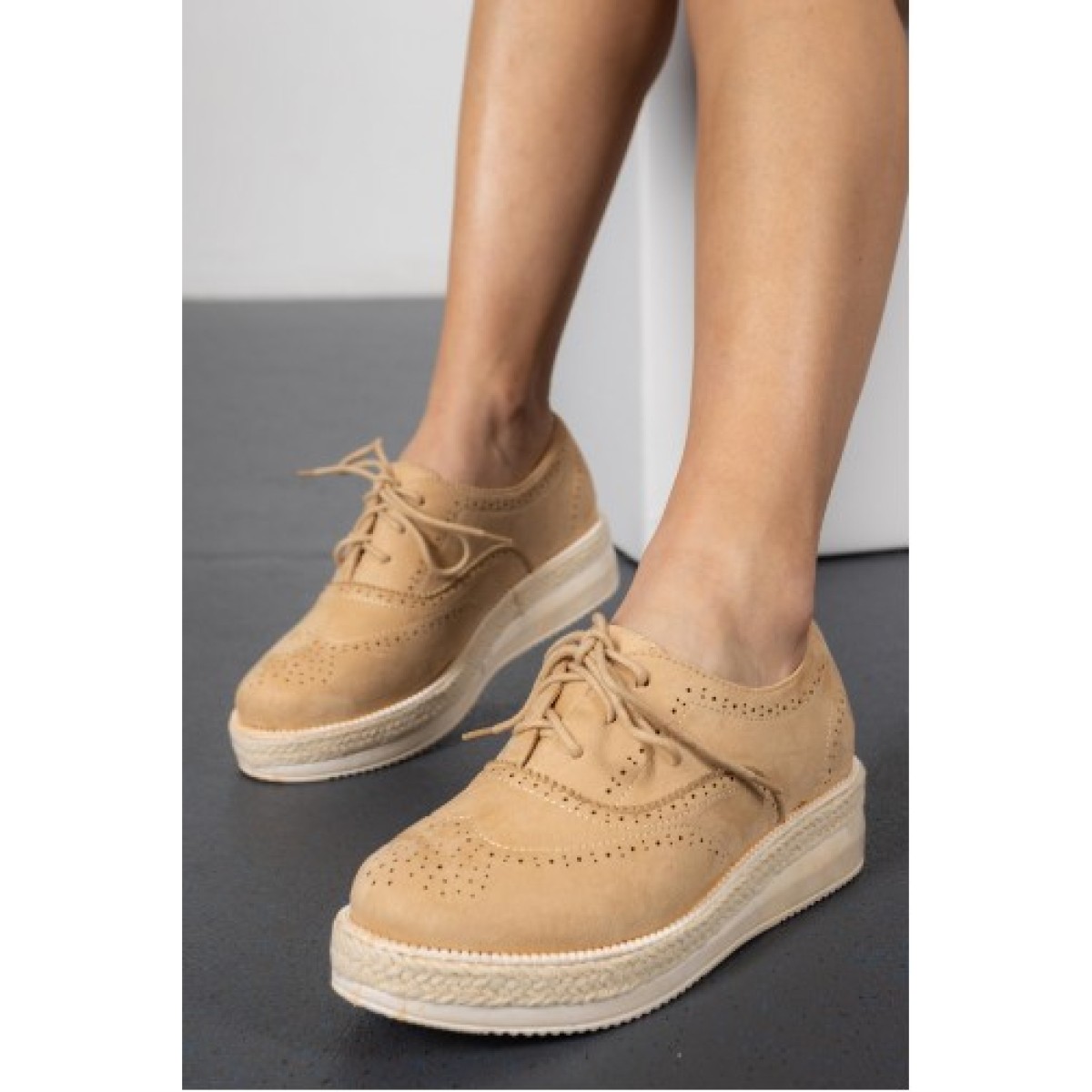 ΓΥΝΑΙΚΕΙΑ OXFORDS