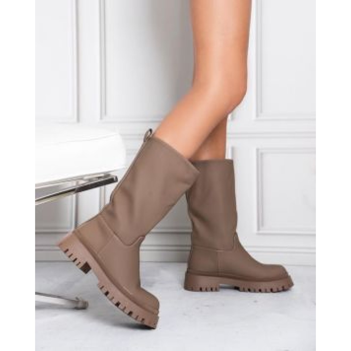 ΓΥΝΑΙΚΕΙΕΣ ΓΑΛΟΤΣΕΣ